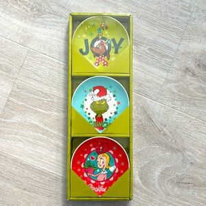 The Grinch Dr. Seuss Decorated Plate Set